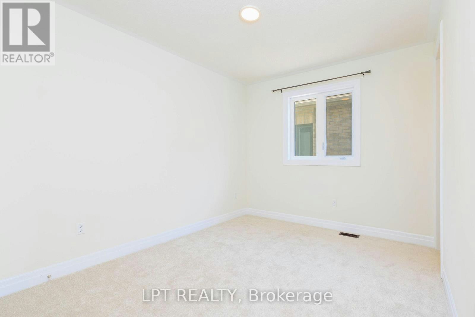32 Max Bulmer Court, Georgina, ON, L3X 3J9 - 30