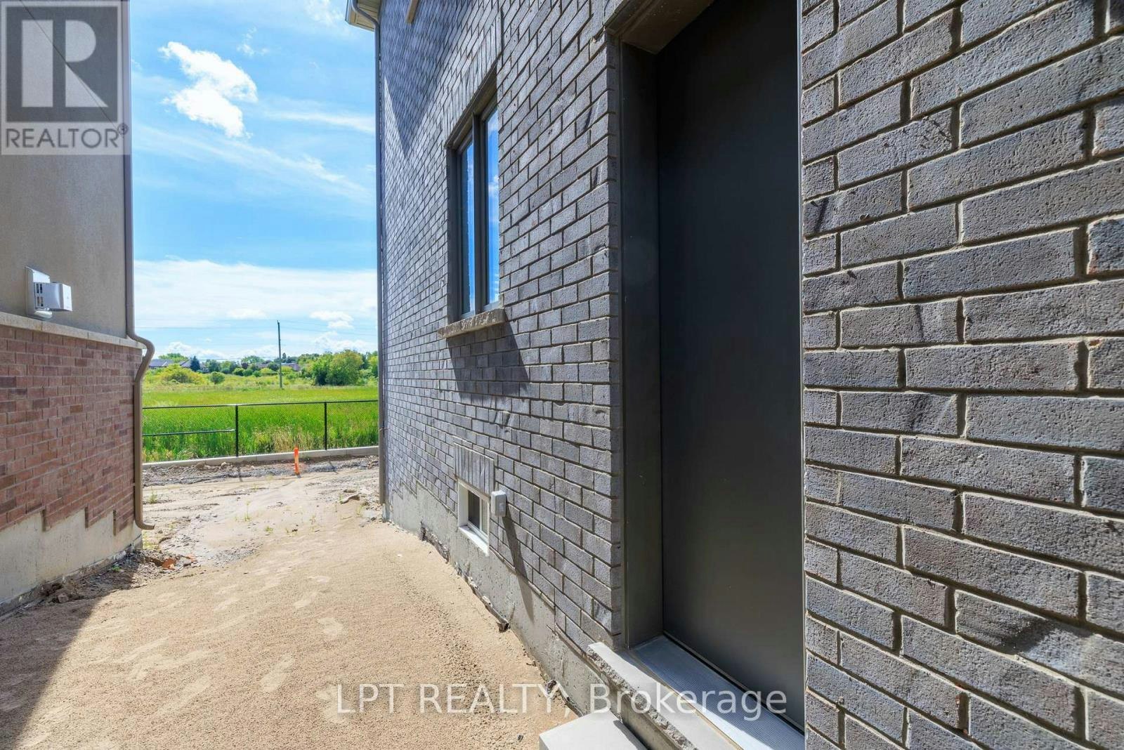 32 Max Bulmer Court, Georgina, ON, L3X 3J9 - 43