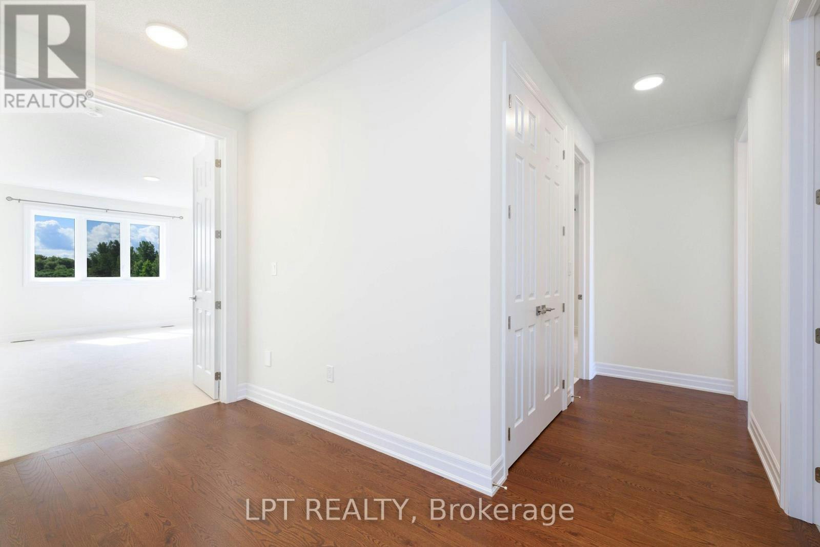 32 Max Bulmer Court, Georgina, ON, L3X 3J9 - 36