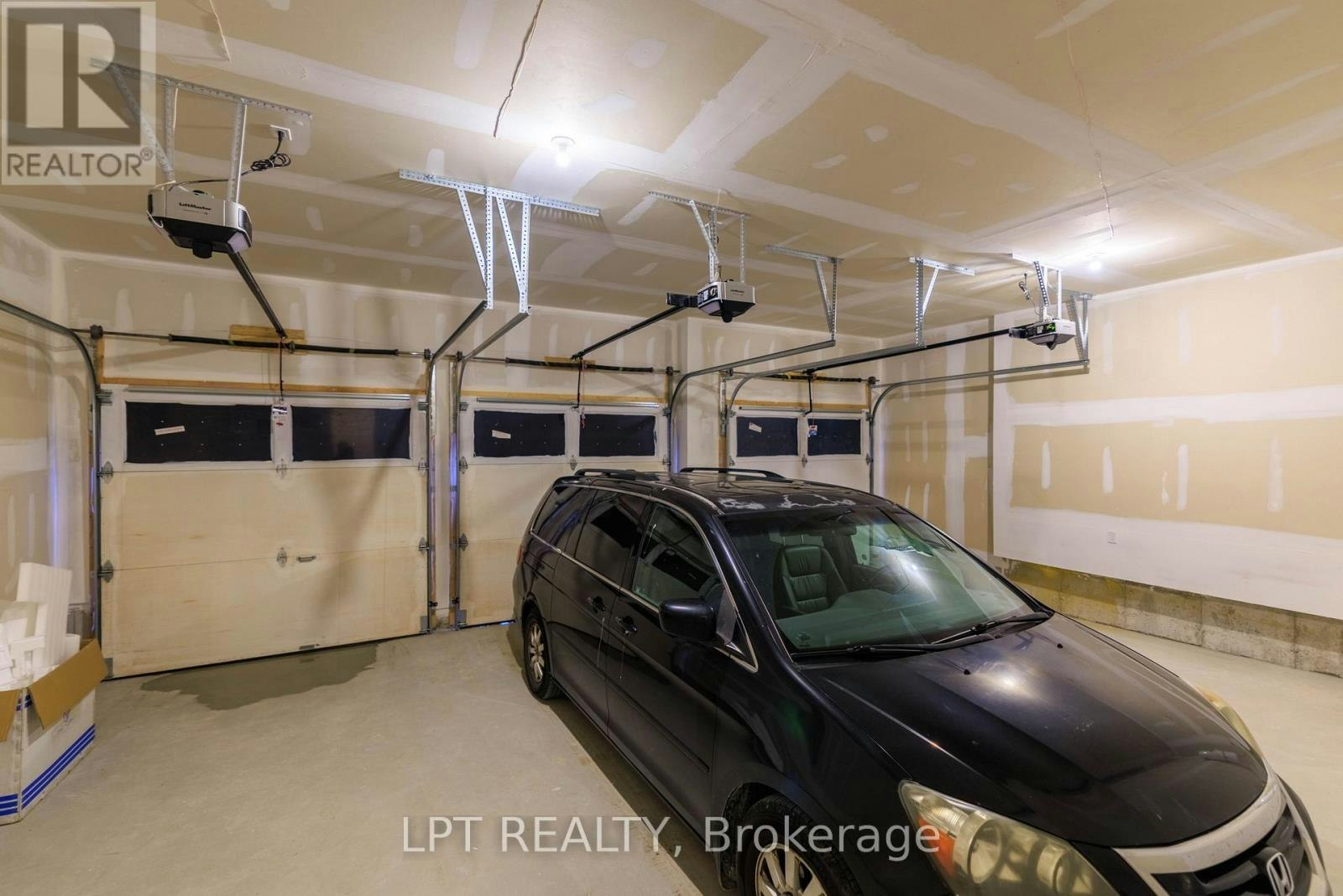 32 Max Bulmer Court, Georgina, ON, L3X 3J9 - 42