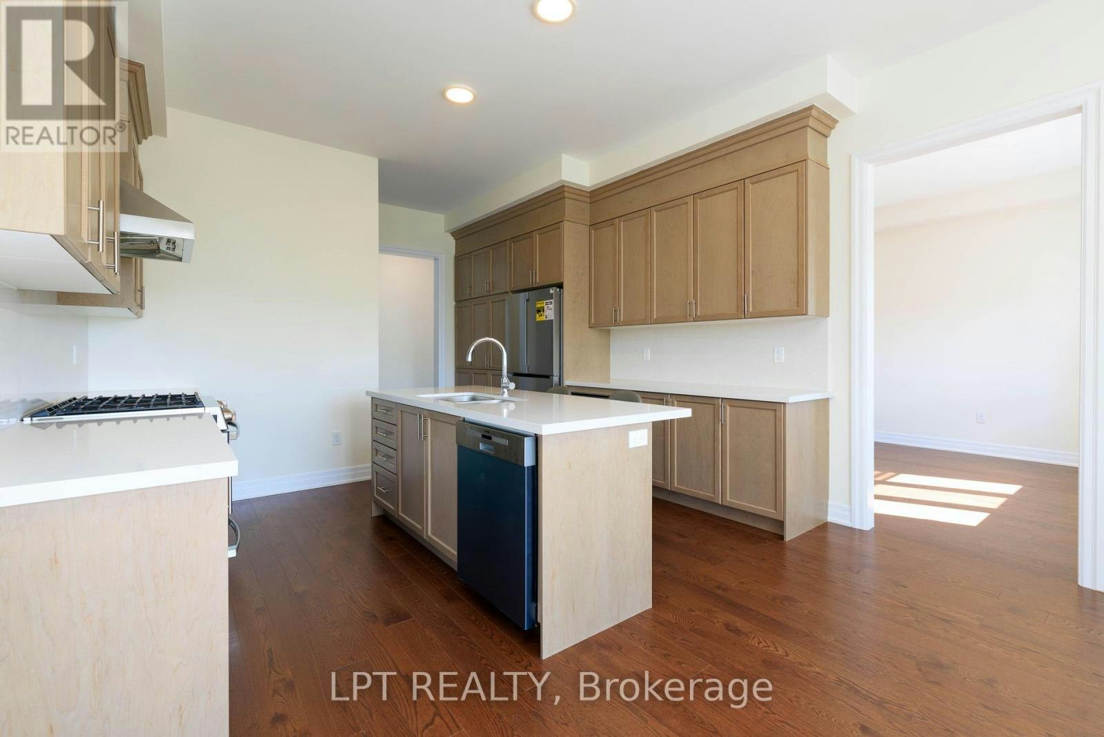 32 Max Bulmer Court, Georgina, ON, L3X 3J9 - 11