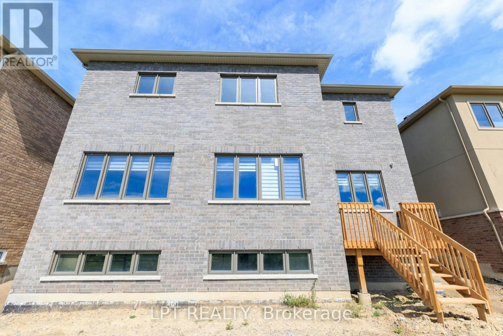 32 Max Bulmer Court, Georgina, ON, L3X 3J9 - 44