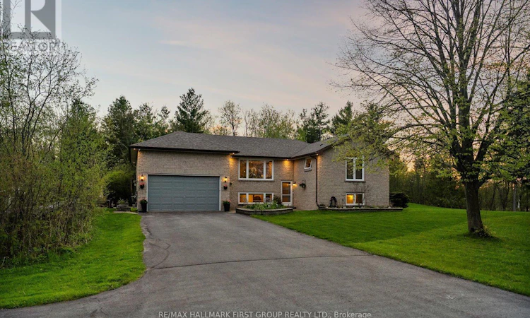 2720 Castle Hill Drive