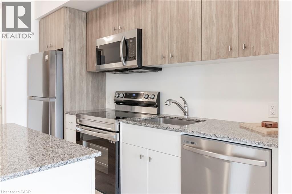 211-101 Golden Eagle Road, Waterloo, ON, N2V 1C3 - 17