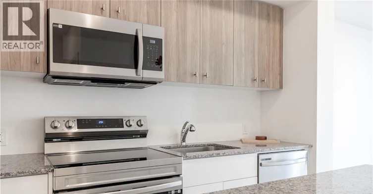 211-101 Golden Eagle Road, Waterloo, ON, N2V 1C3 - 12