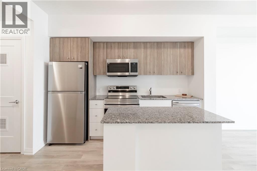 211-101 Golden Eagle Road, Waterloo, ON, N2V 1C3 - 13