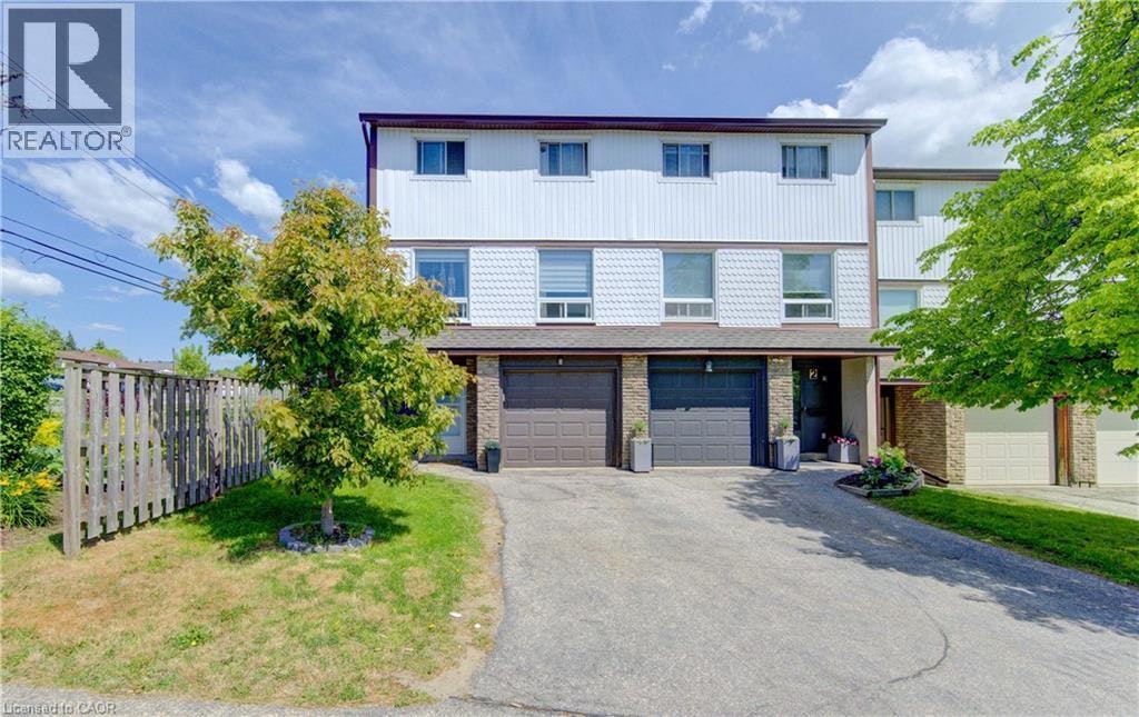 1-80 Old Country Drive, Kitchener, ON, N2E 2E5