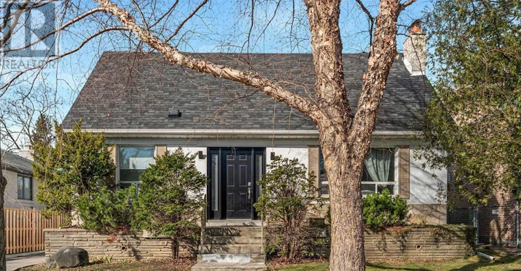 48 Jopling Avenue N, Toronto, ON, M9B 4G2