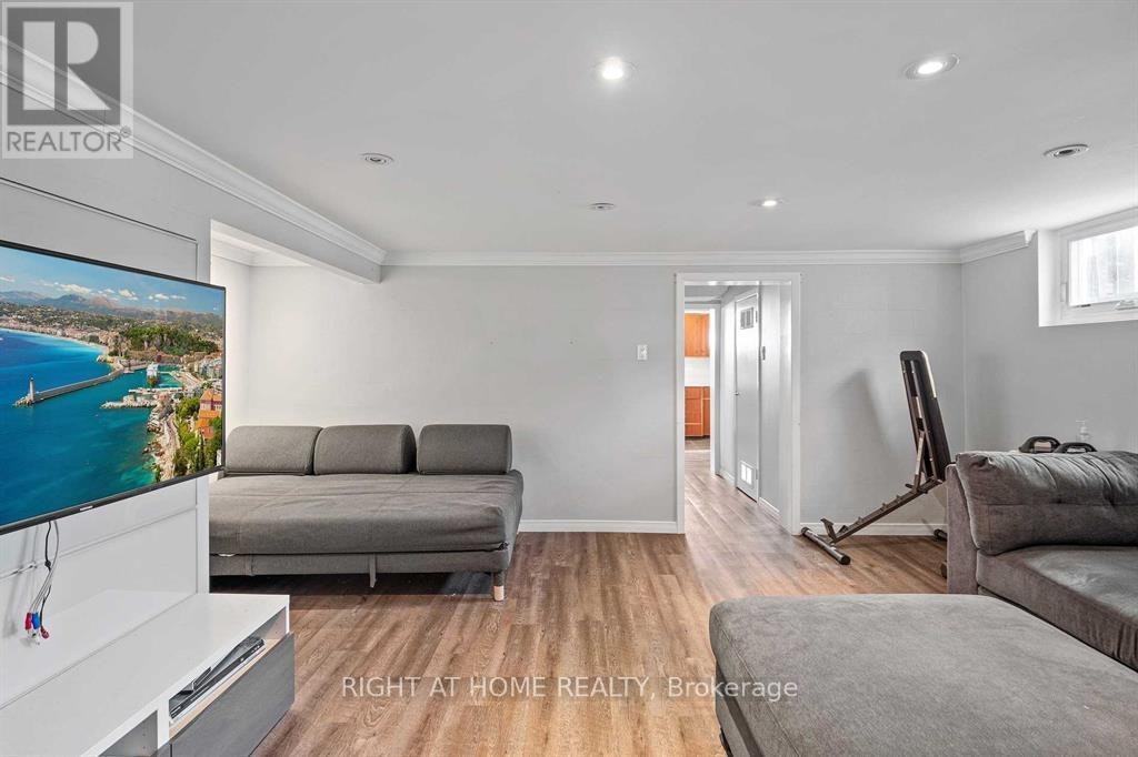 48 Jopling Avenue N, Toronto, ON, M9B 4G2 - 22