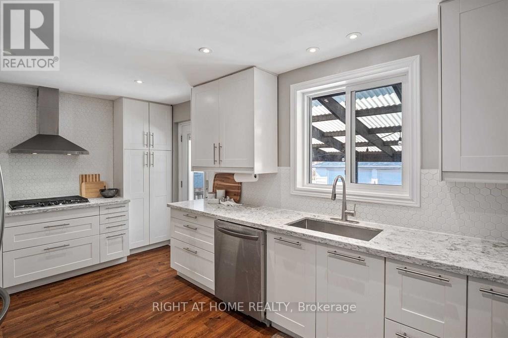 48 Jopling Avenue N, Toronto, ON, M9B 4G2 - 25
