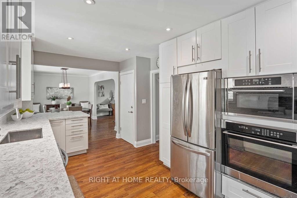48 Jopling Avenue N, Toronto, ON, M9B 4G2 - 12