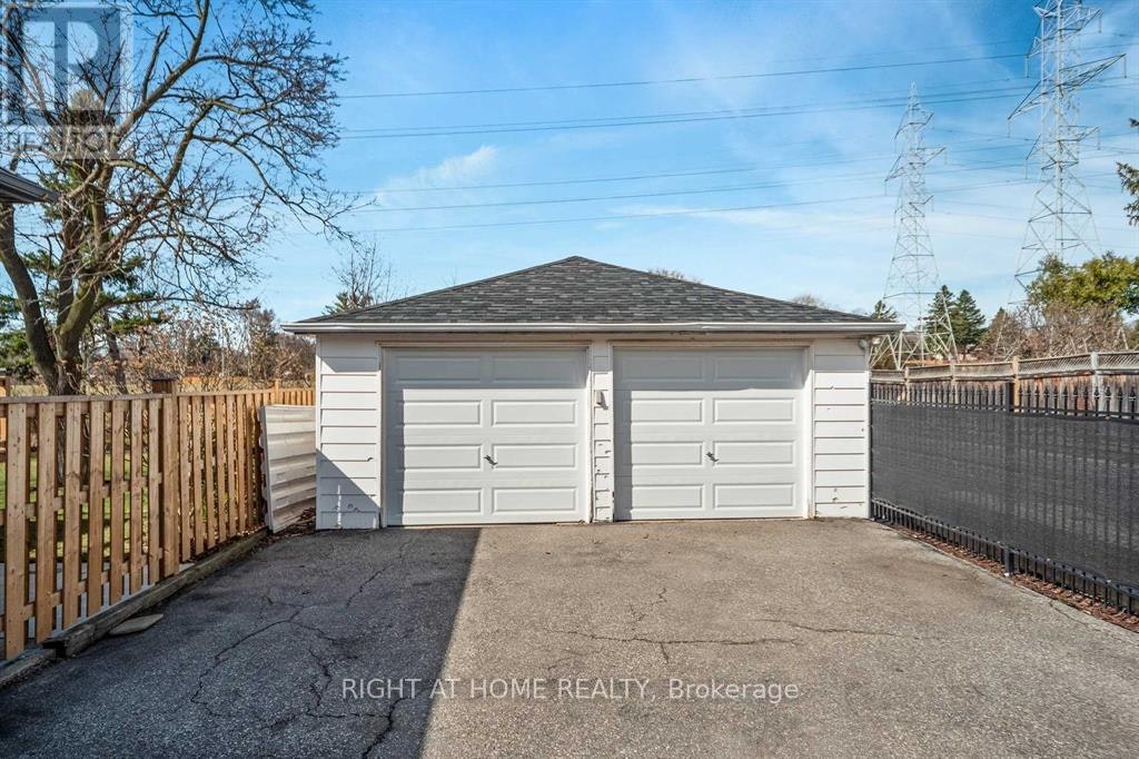 48 Jopling Avenue N, Toronto, ON, M9B 4G2 - 23