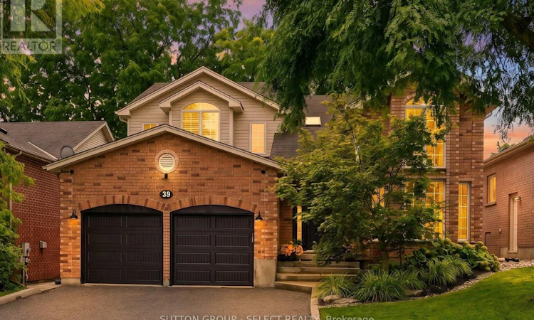 39 Carolinian Lane
