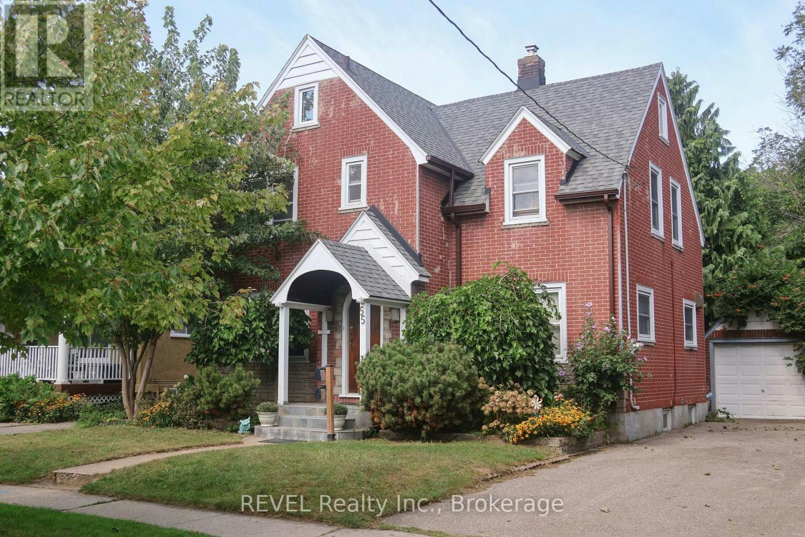 UPPER-55 Maple Street, St. Catharines, ON, L2R 2A8 - 3