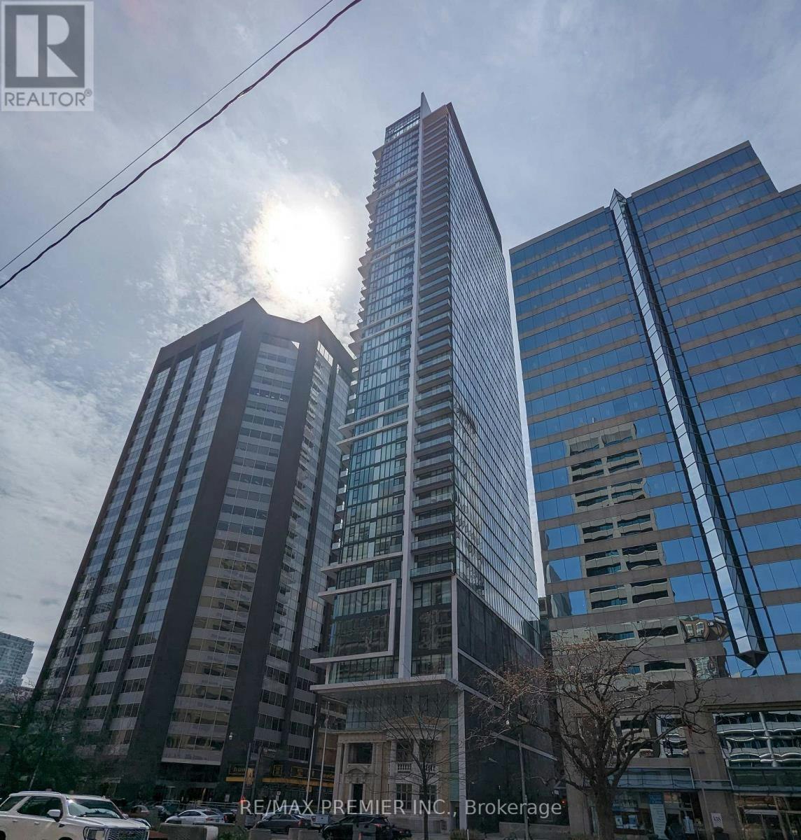 1907-426 University Avenue, Toronto, ON, M5G 1S9