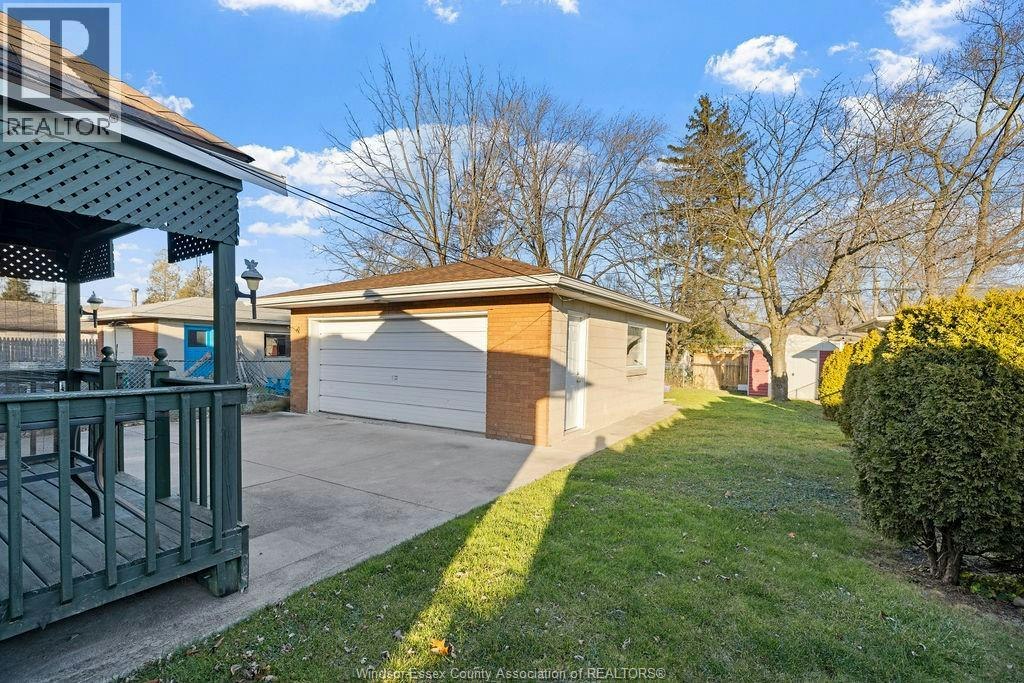 1970 Ferndale Avenue, Windsor, ON, N8T 2L1 - 22