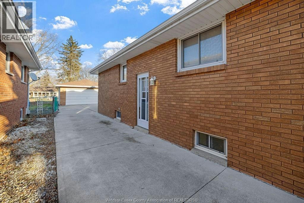 1970 Ferndale Avenue, Windsor, ON, N8T 2L1 - 24