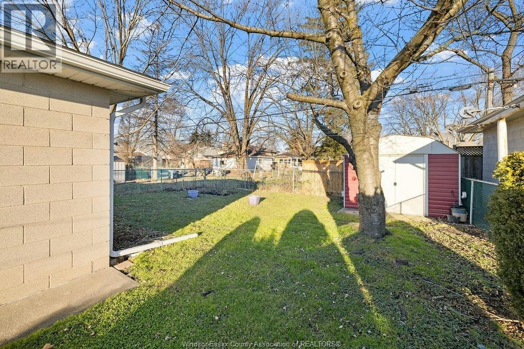 1970 Ferndale Avenue, Windsor, ON, N8T 2L1 - 25