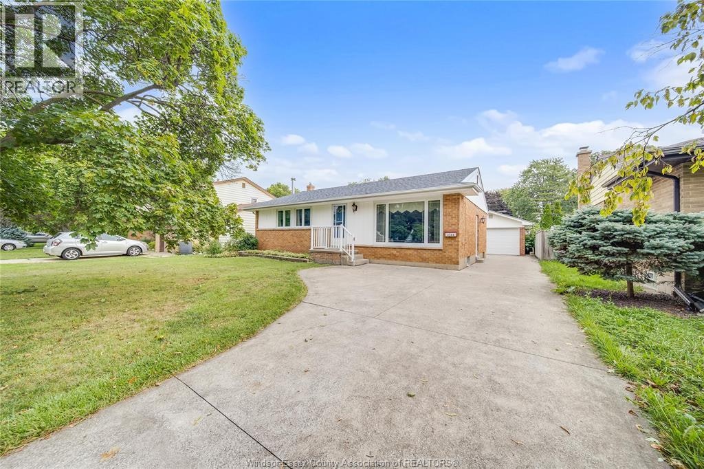 1044 Marjorie Drive, Windsor, ON, N8S 4A3