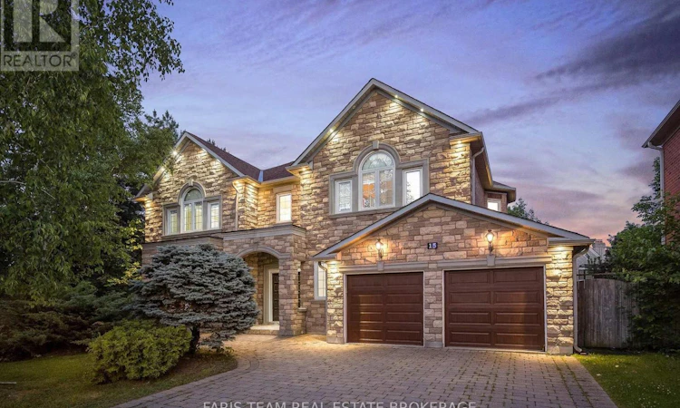 15 Clarendon Drive