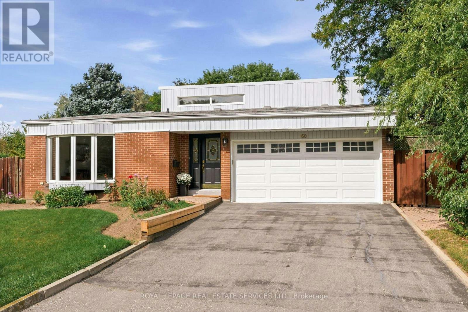 60 Bowshelm Court, Mississauga, ON, L5N 1K1