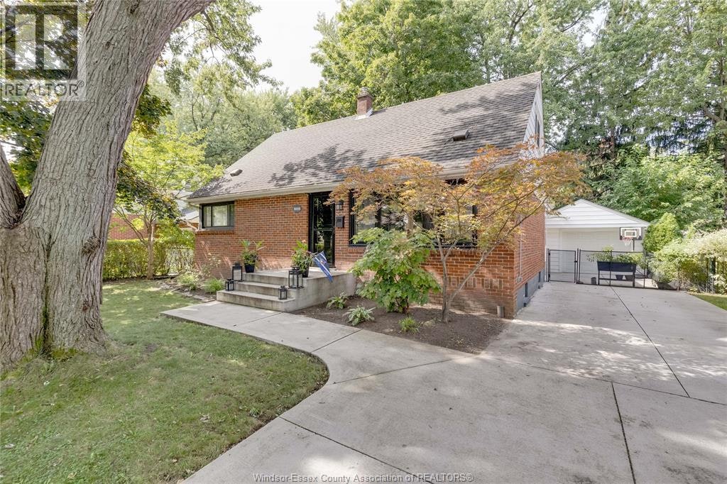 3035 Radisson Avenue, Windsor, ON, N9E 1Y4
