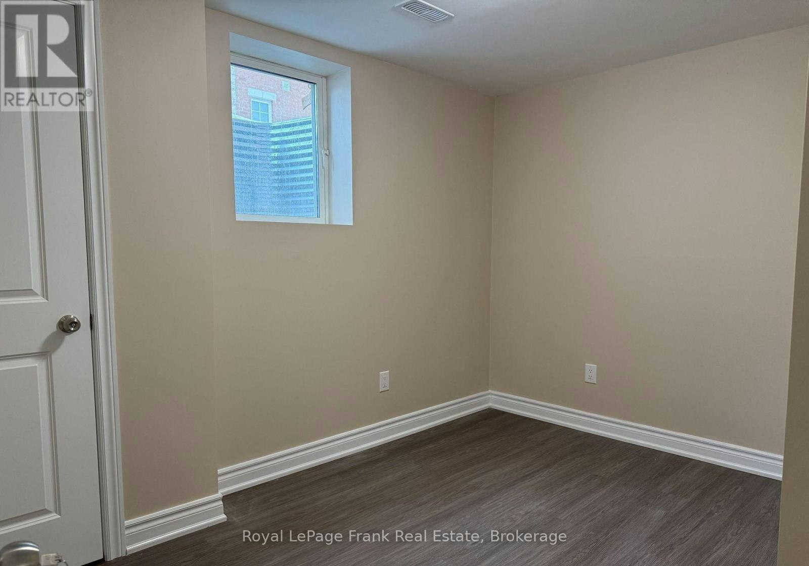 1159 Dragonfly Ave Avenue, Pickering, ON, L1X 0G1 - 8