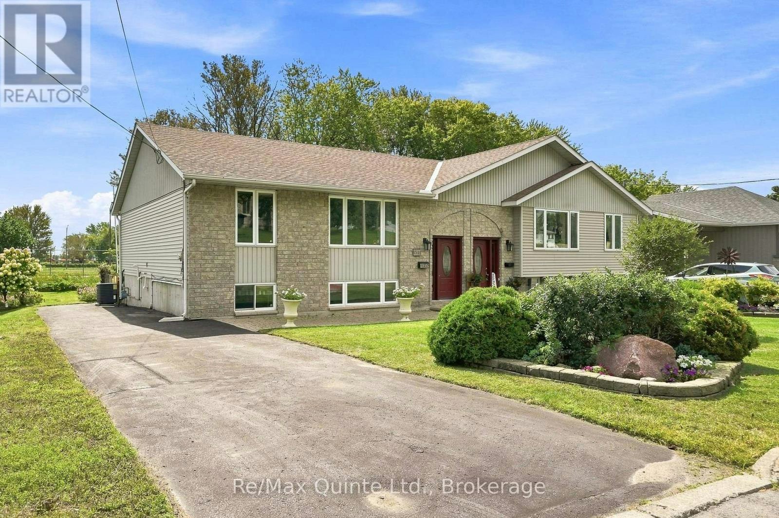 51 Bay Street, Quinte West, ON, K8V 1H4