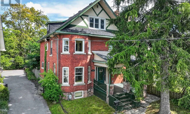 272 Burnham Street
