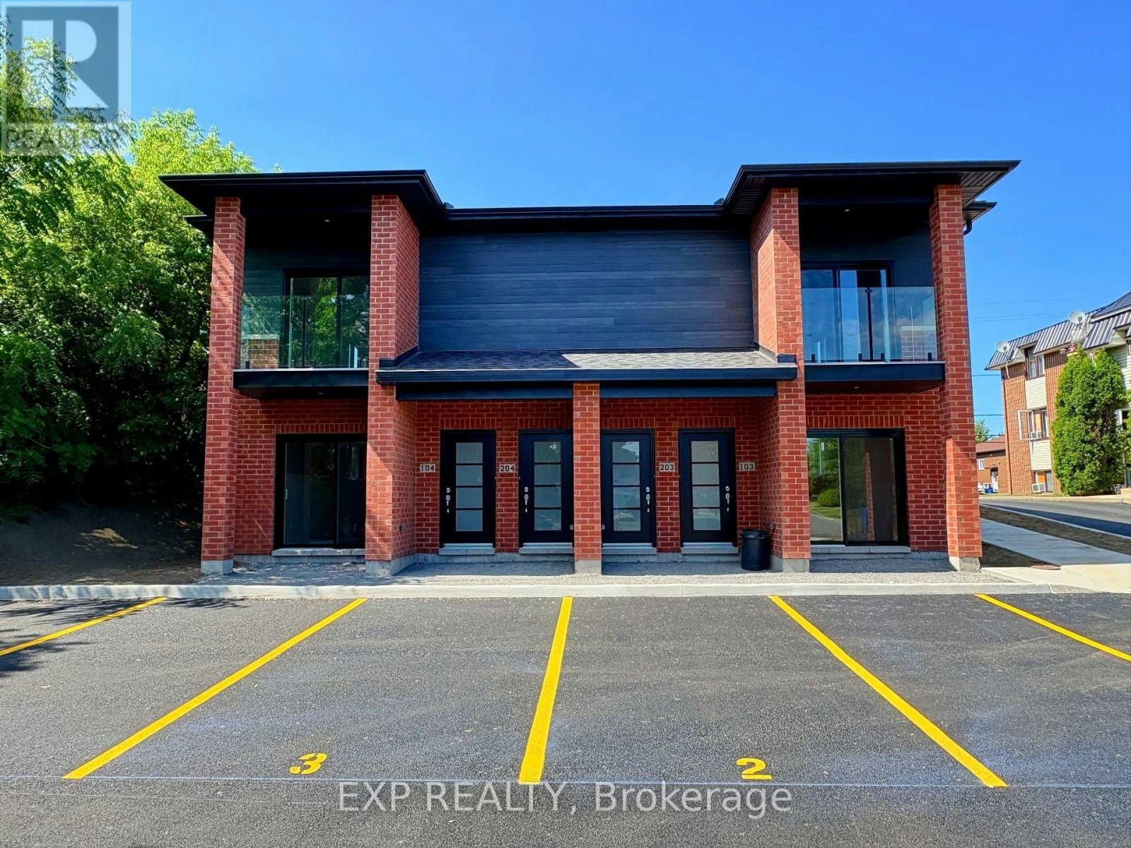 104-897 Laurier Street, Clarence-Rockland, ON, K4K 1J5 - 2
