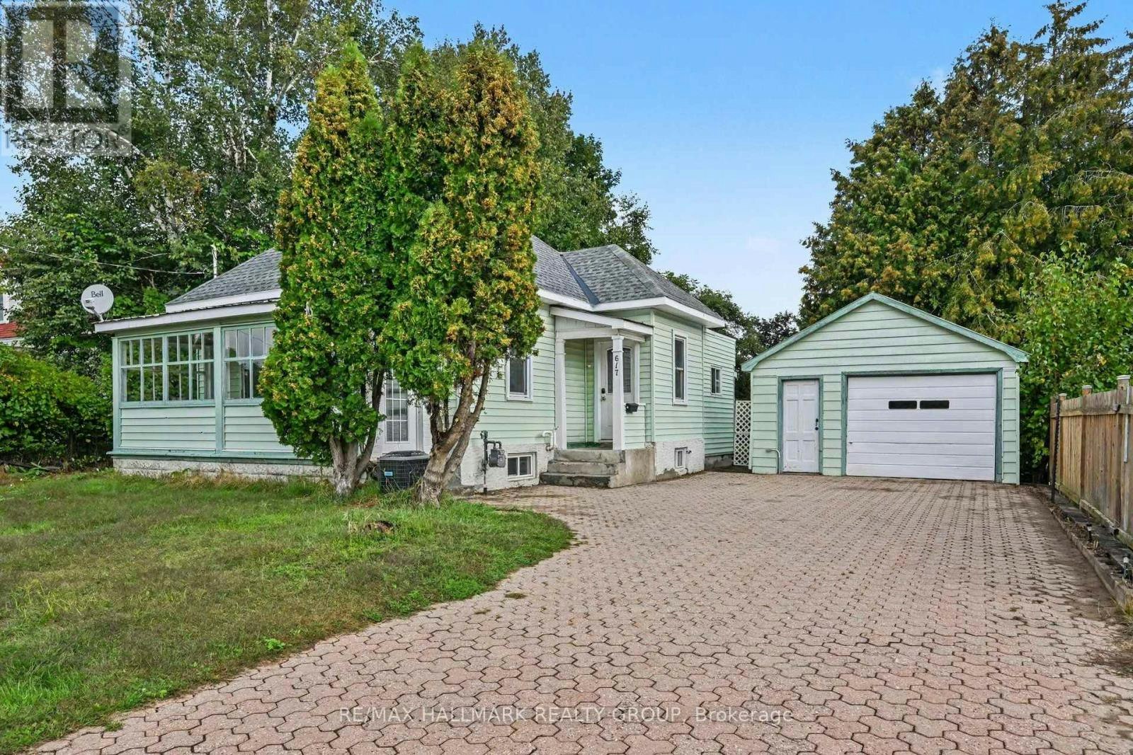 617 Roy Street W, Laurentian Valley, ON, K8A 6R9