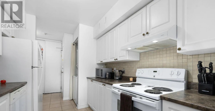 124-318 Lorry Greenberg Drive, Ottawa, ON, K1T 2R5 - 8