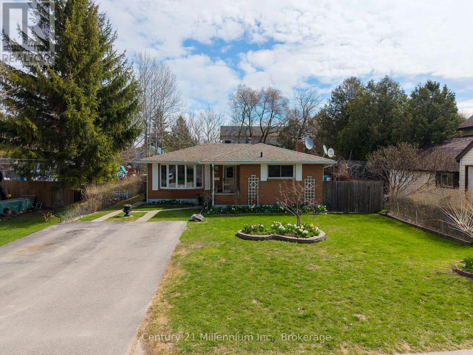 67 East Street E, Collingwood, ON, L9Y 3W7