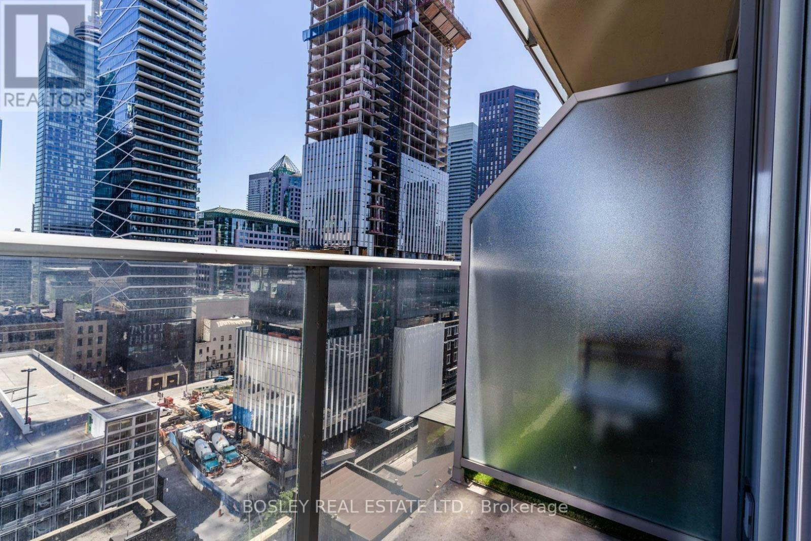 1302-126 Simcoe Street, Toronto, ON, M5H 4E6 - 20