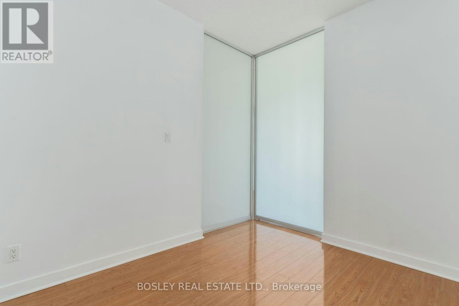 1302-126 Simcoe Street, Toronto, ON, M5H 4E6 - 10