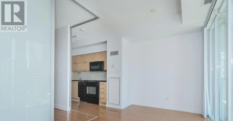 1302-126 Simcoe Street, Toronto, ON, M5H 4E6 - 6