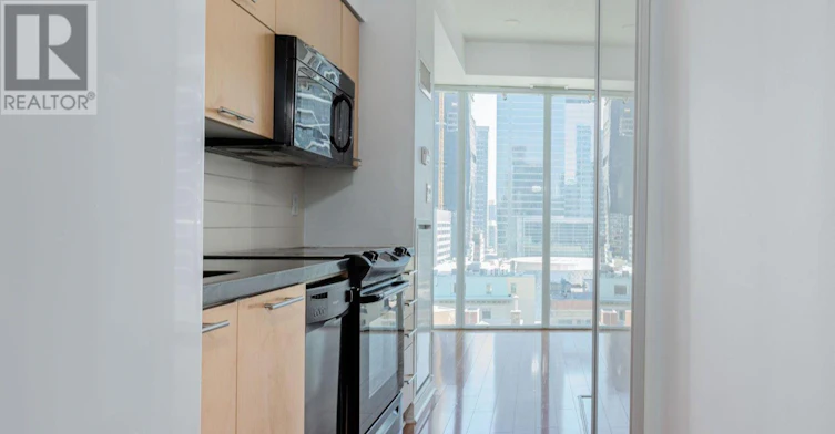 1302-126 Simcoe Street, Toronto, ON, M5H 4E6 - 16