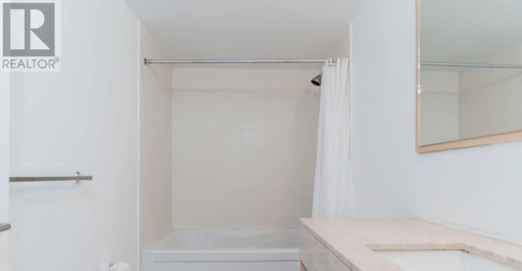 1302-126 Simcoe Street, Toronto, ON, M5H 4E6 - 18