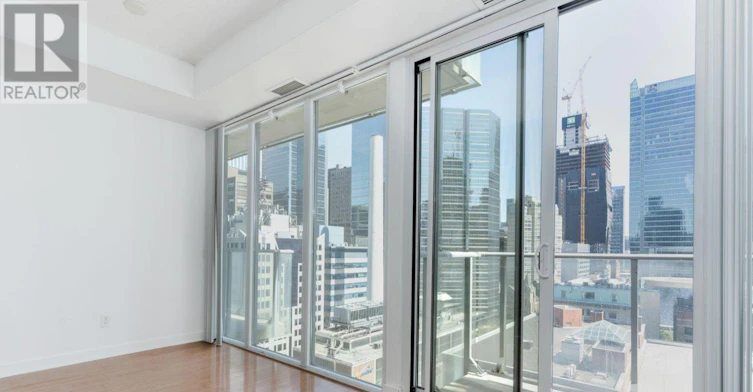 1302-126 Simcoe Street, Toronto, ON, M5H 4E6 - 5