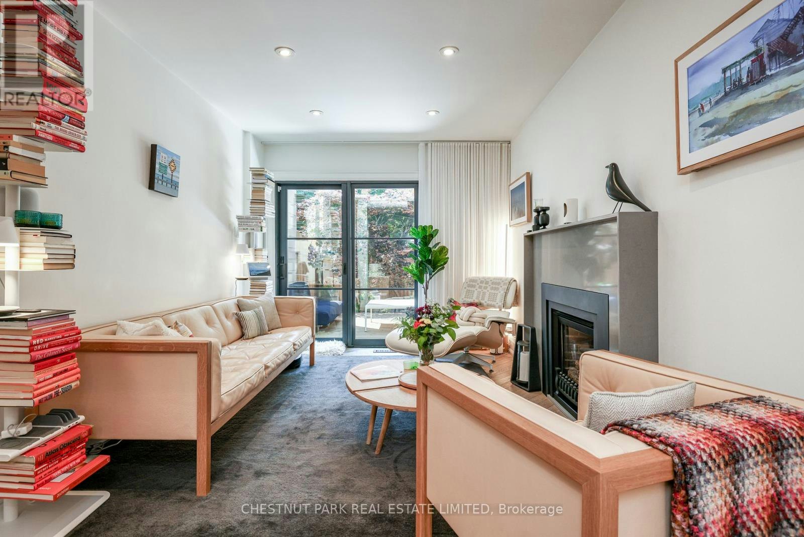 27 Gibson Avenue, Toronto, ON, M5R 1T4 - 13