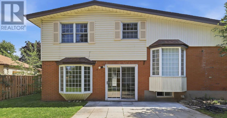 364 Adelaide Avenue E, Oshawa, ON, L1G 2A1 - 31
