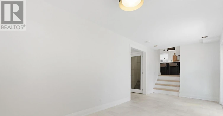 364 Adelaide Avenue E, Oshawa, ON, L1G 2A1 - 27