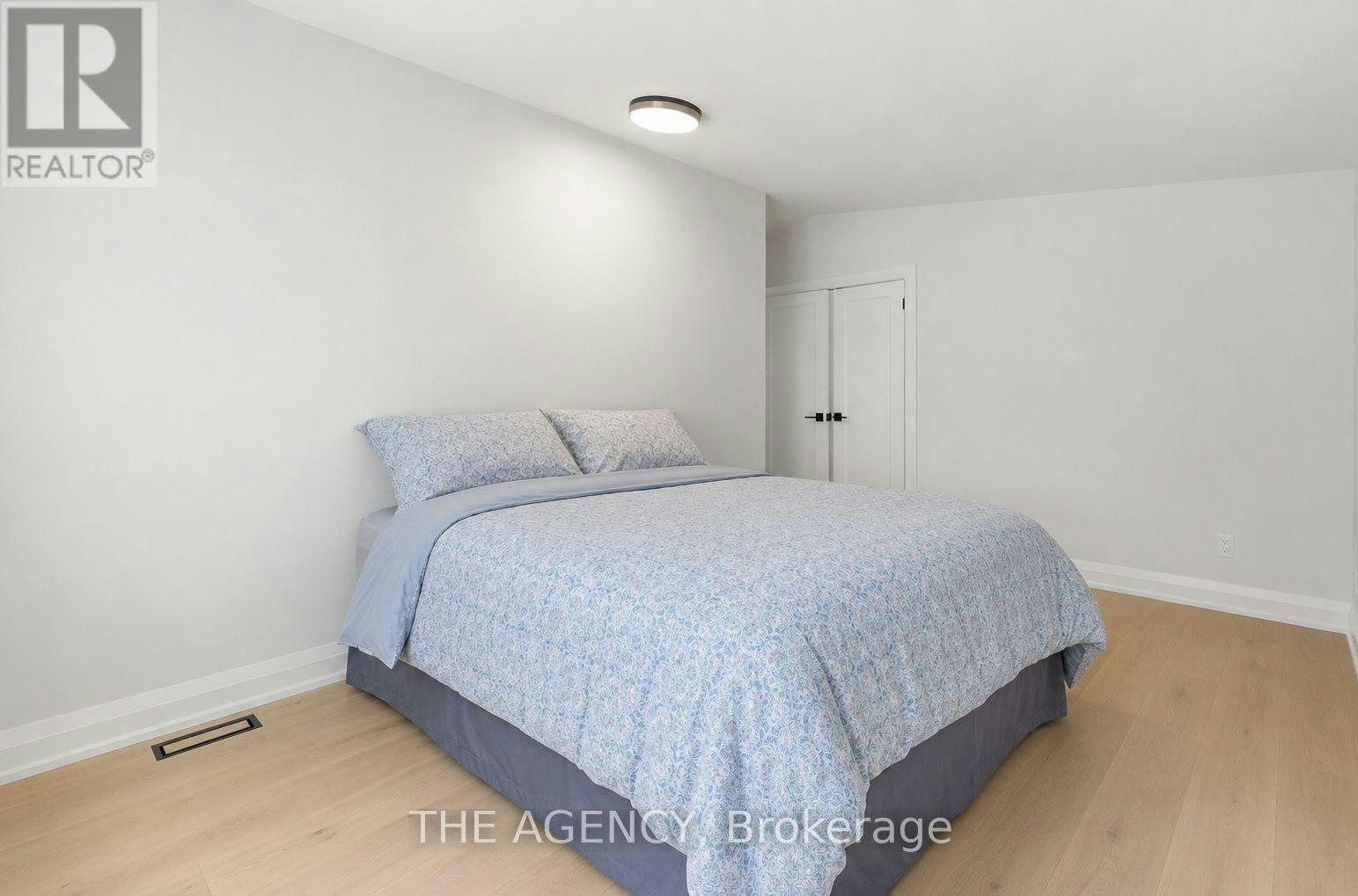 364 Adelaide Avenue E, Oshawa, ON, L1G 2A1 - 22