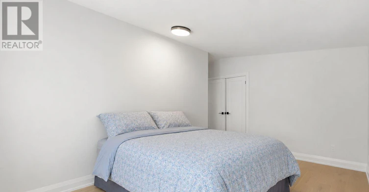 364 Adelaide Avenue E, Oshawa, ON, L1G 2A1 - 22