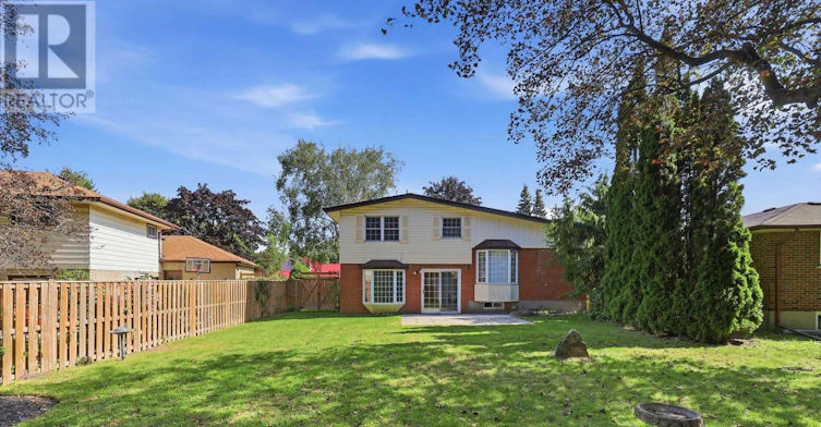 364 Adelaide Avenue E, Oshawa, ON, L1G 2A1 - 32
