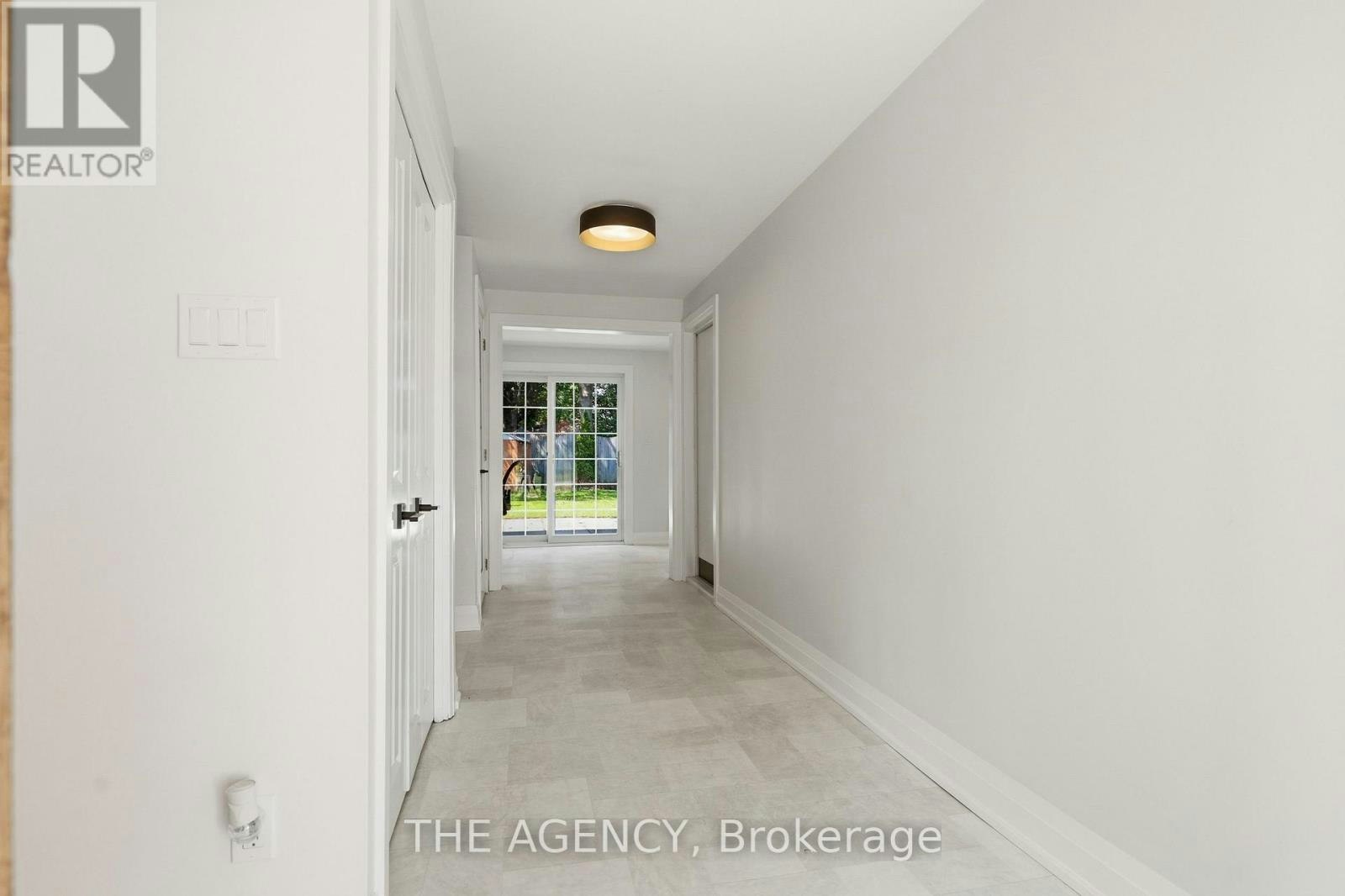364 Adelaide Avenue E, Oshawa, ON, L1G 2A1 - 4