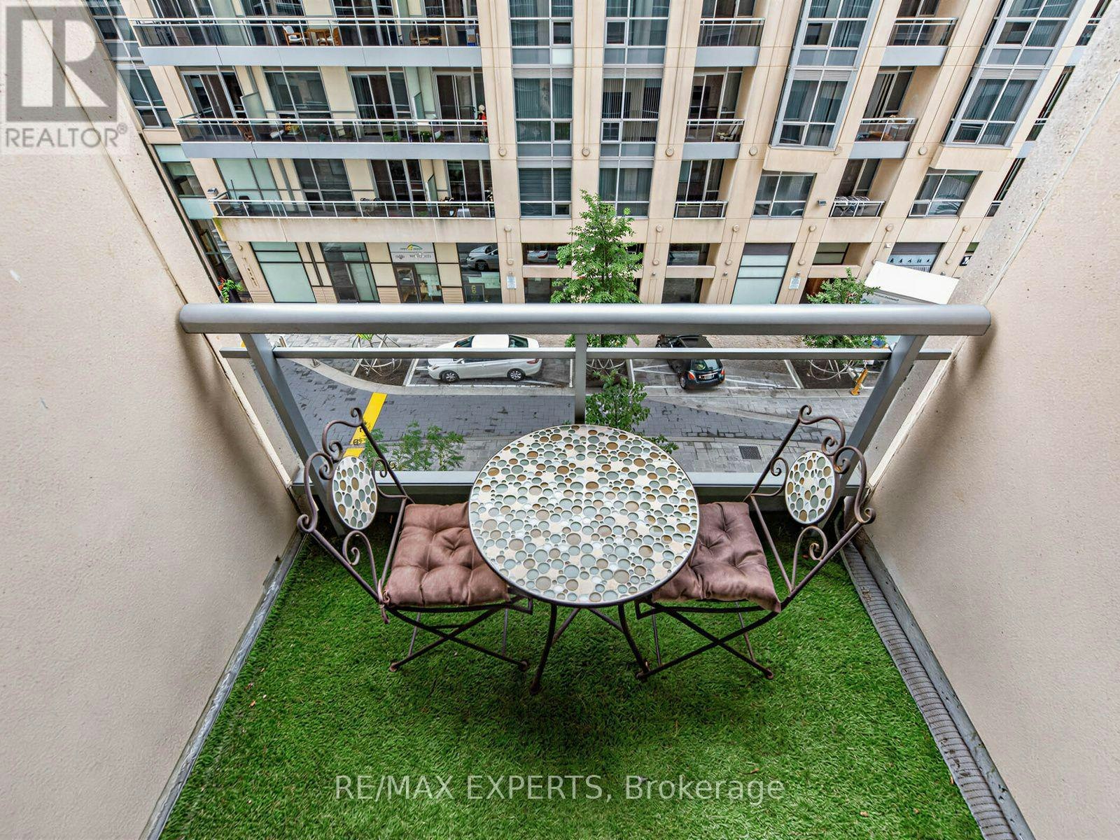 408-9201 Yonge Street, Richmond Hill, ON, L4C 6Z2 - 27