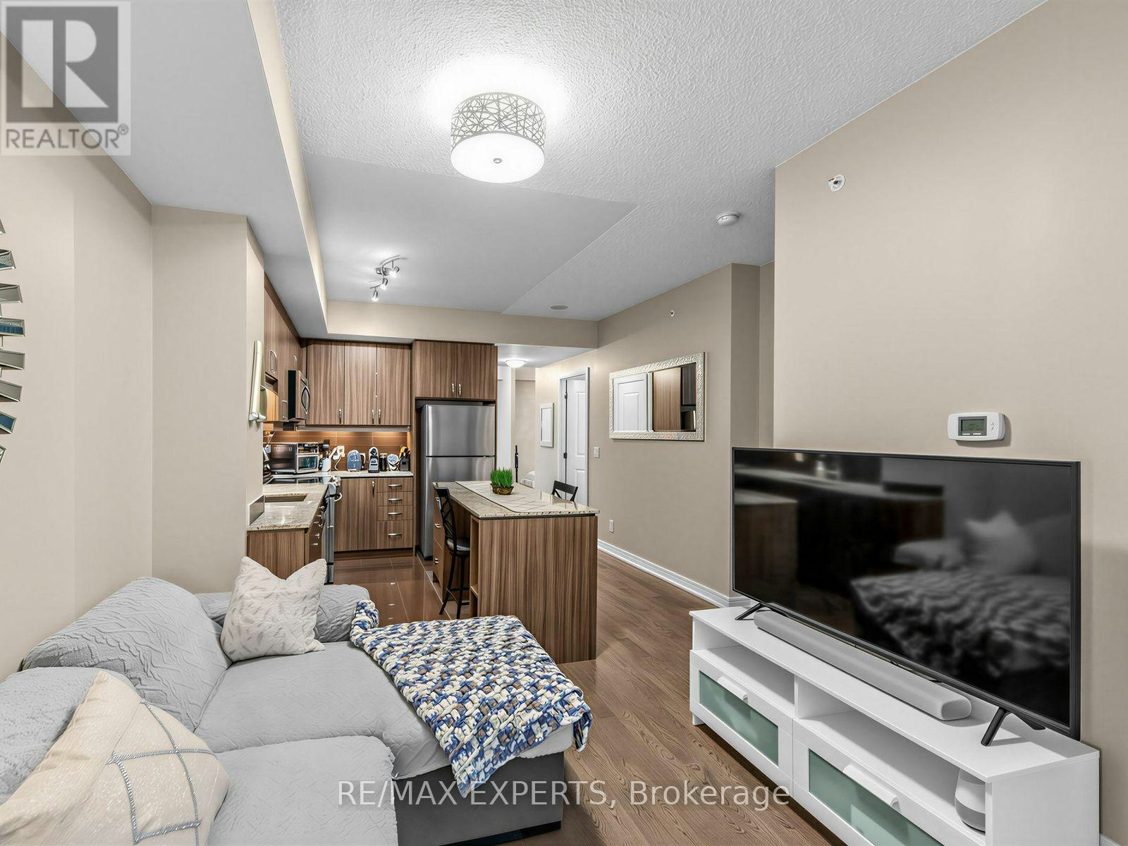 408-9201 Yonge Street, Richmond Hill, ON, L4C 6Z2 - 9