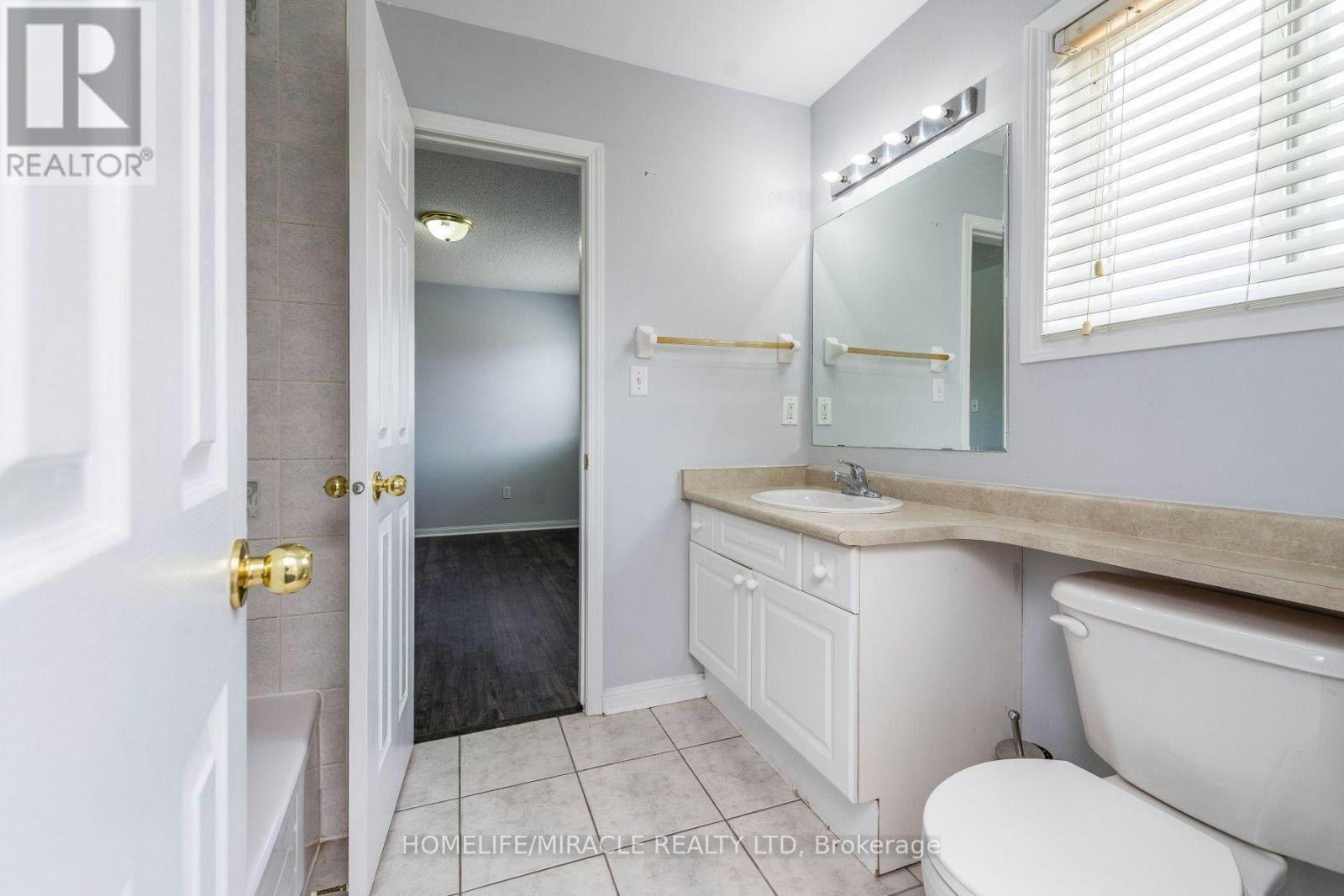 27 Sugarhill Drive N, Brampton, ON, L7A 3L8 - 16