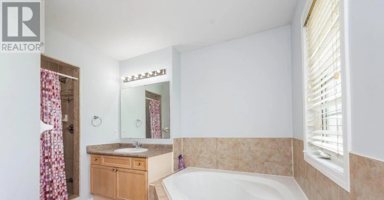 27 Sugarhill Drive N, Brampton, ON, L7A 3L8 - 22